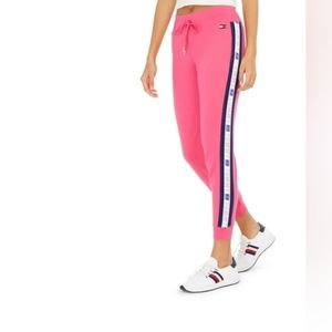 Tommy Hilfiger women's pink joggers size 3XL